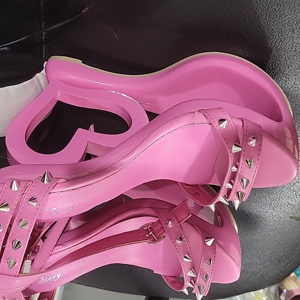JHOW JTORY Sandals - Picture 2 of 7
